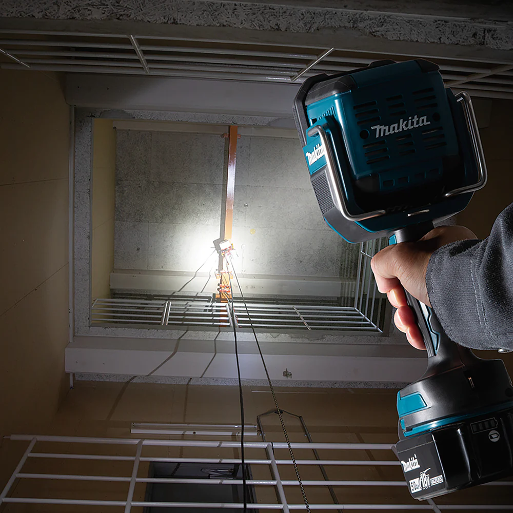 Makita Ficklampa LXT - DML812 18V Naken - Bild 3
