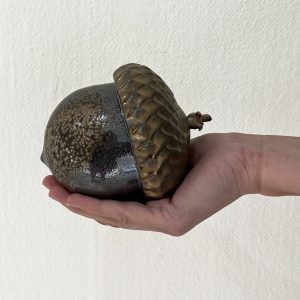 Therese Alango, Ekollon (mörkt)